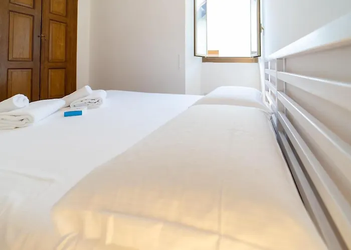 Rustic In The Heart Of The Val D'intelvi Апартаменты *