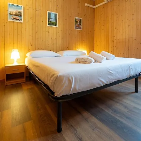 Rustic In The Heart Of The Val D'intelvi Διαμέρισμα *