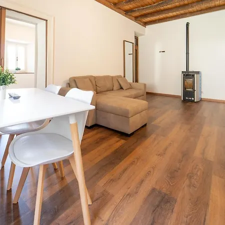 Διαμέρισμα Rustic In The Heart Of The Val D'intelvi San Fedele Intelvi