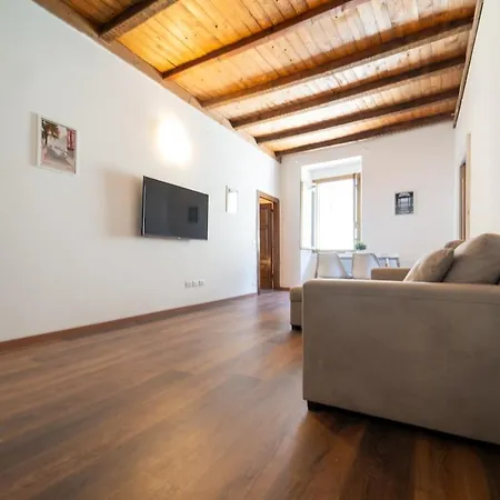 アパート Rustic In The Heart Of The Val D'intelvi サン・フェデーレ・インテルヴィ