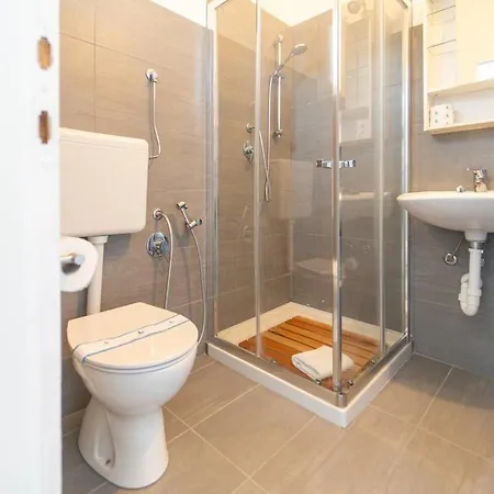 Rustic In The Heart Of The Val D'intelvi アパート *