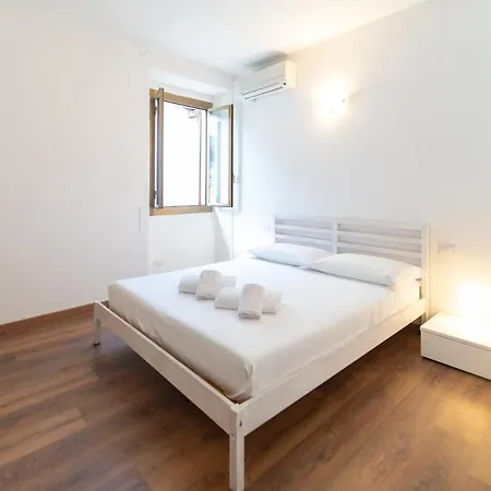 Rustic In The Heart Of The Val D'intelvi Apartamento *